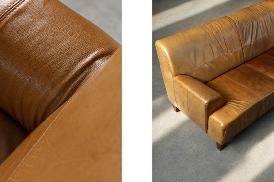 Vintage driezitsbank van bruin leer in industriële mid-century modern stijl, jaren 60. – 3-5 zitsbanken (photo 15 of 26)