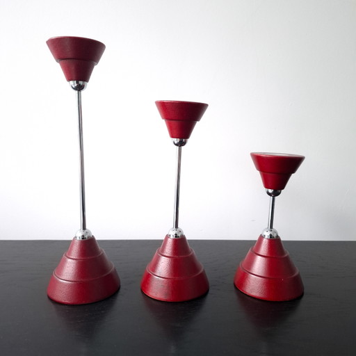 Ensemble de chandeliers vintage Memphis Milano rouge bordeaux/chrome – kandelaars en kaarsen, Wood (photo 2 of 7)