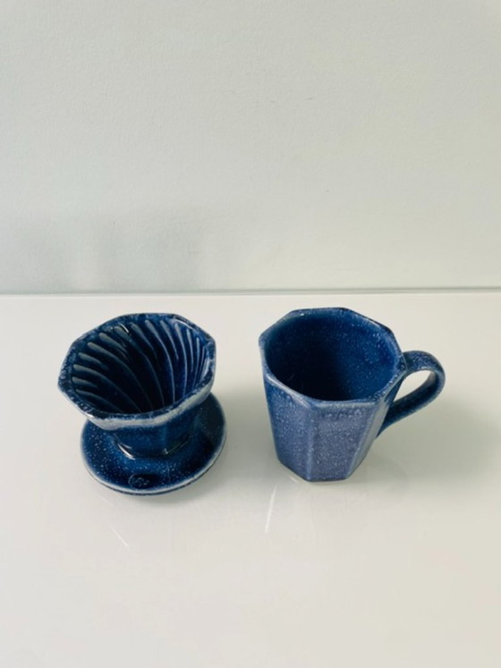 Image 1 of Mug scandinave en céramique avec filtre à café – émail bleu