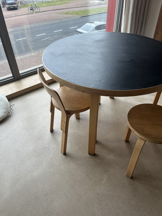 Image 1 of Alver Aalto tavolo vintage, 2 stoelen e kruk