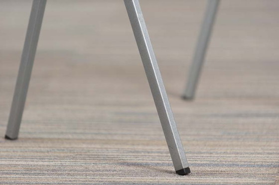 Image 1 of Silla de recibidor apilable Common Too