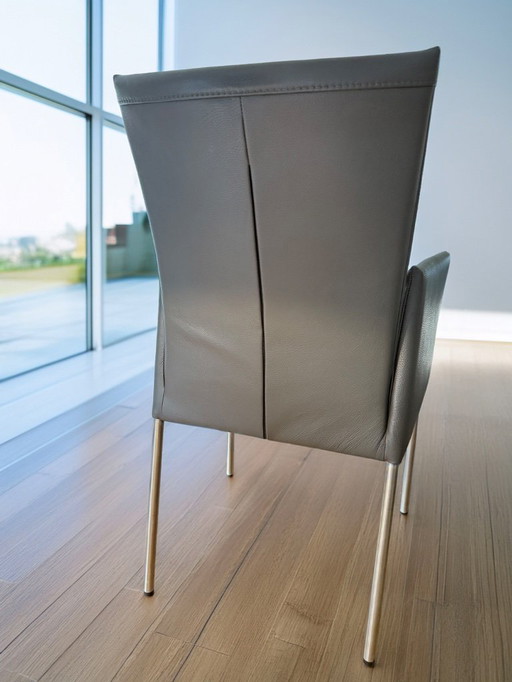 4xBert Plantagie Felp chairs with armrests and Bert Plantagie Edge table 160x100 ceramic with steel
