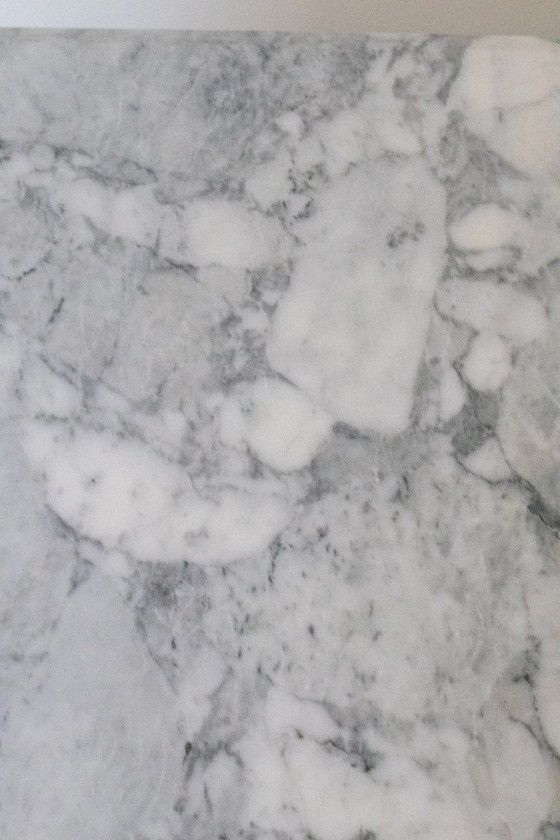 Vintage Italian Carrara marble coffee table, White, Modern (photo 6 of 6)