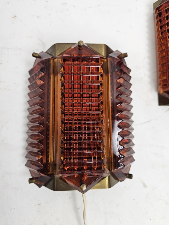 Image 1 of Conjunto de lámparas de pared de Dinamarca, de cristal, ámbar y latón.