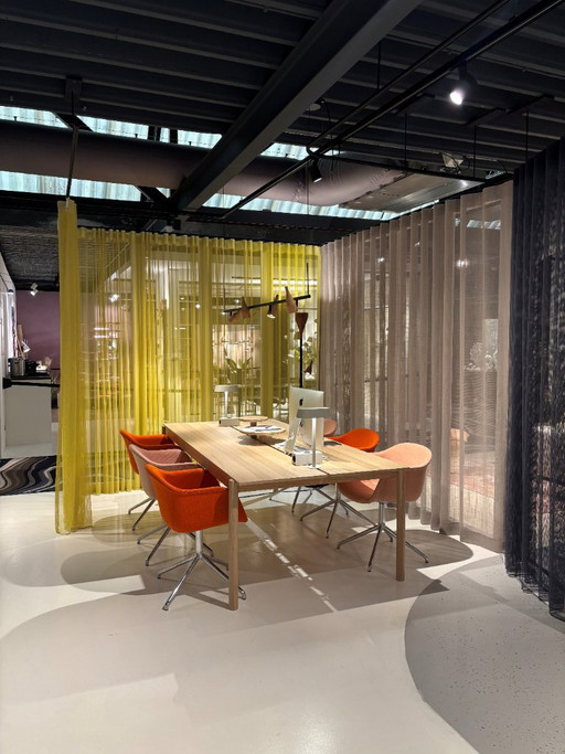 Mesa Muuto Linear System