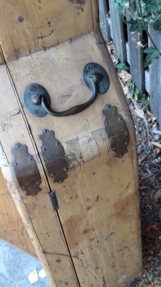 Ein hölzerner Cellokasten aus dem 19. Jahrhundert. – Dekorative Objekte, Wood (photo 7 of 9)