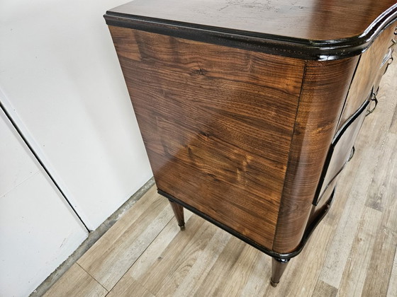 Image 1 of Commode Art déco des années 1950 en ronce de noyer