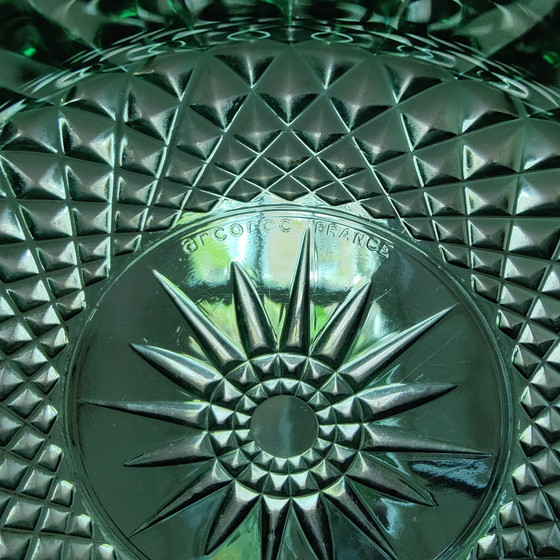 Image 1 of Arcoroc France Ciotola in vetro pressato verde con 4 ciotole, anni '60