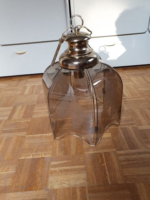 Suspension lanterne postmoderne de style Hollywood Regency avec verre fumé – années 1970/1980 – hanglampen, Brass