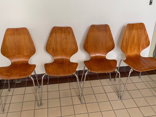 4 Dining chairs