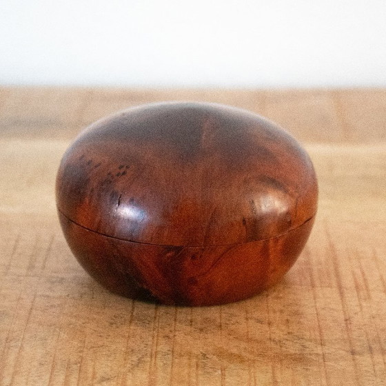 Image 1 of Kleine runde Holzbox, handgefertigt aus Thuja- oder Olivenholz