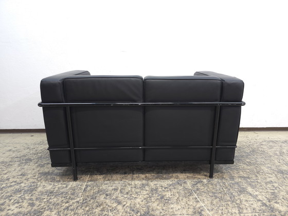 Image 1 of Sofá de diseño Cassina Lc2 de dos plazas, de piel, color negro