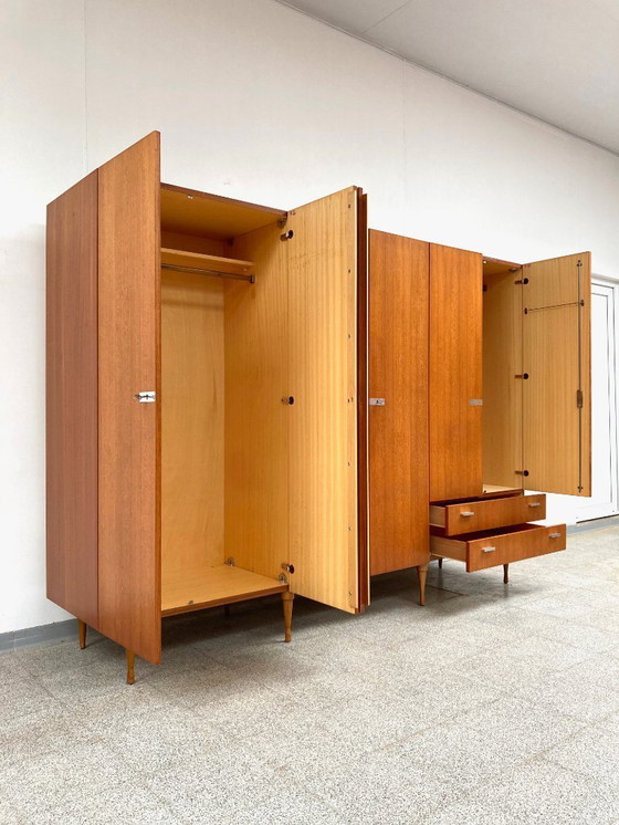 Image 1 of Armadio vintage in teak di metà secolo, anni '60
