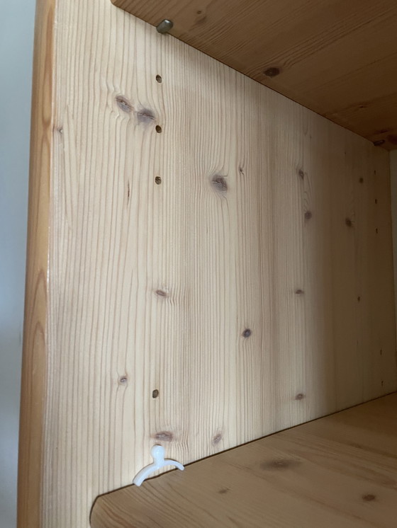 Image 1 of Bibliothèque en pin massif