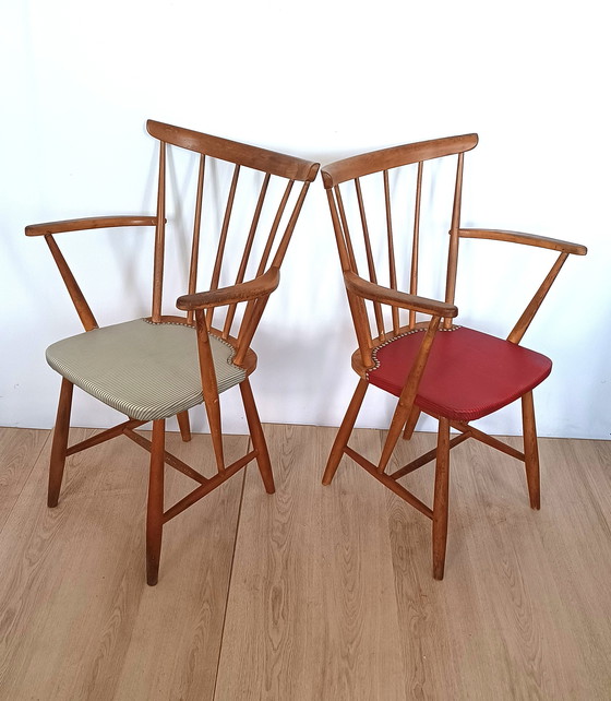 Image 1 of Twee Vijftiger Jaren Eetkamerstoelen