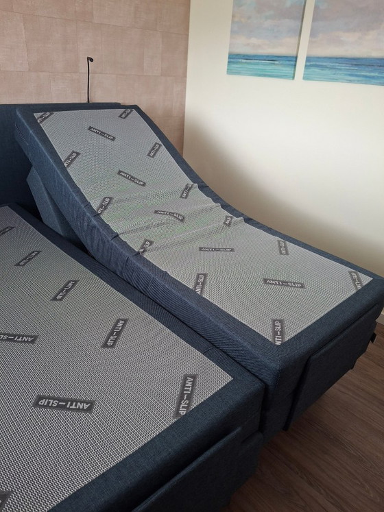 Image 1 of Boxspringbett 160x200 cm mit elektrisch verstellbarem Lattenrost