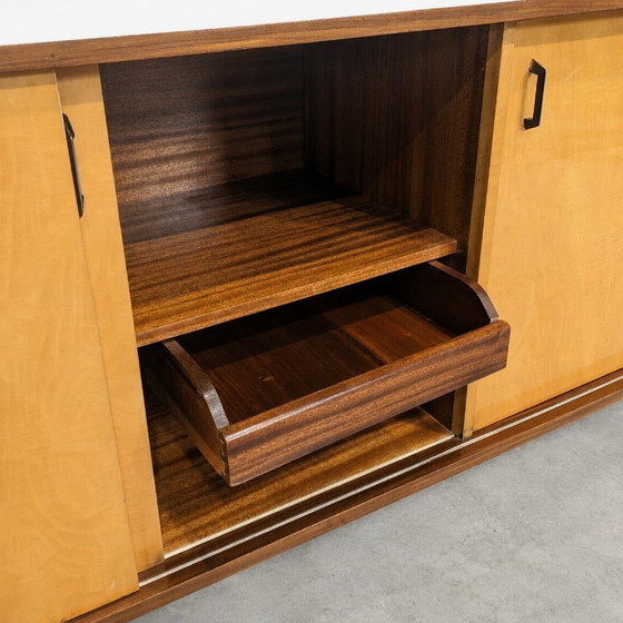 Image 1 of Credenza bicolore in stile moderno di metà secolo