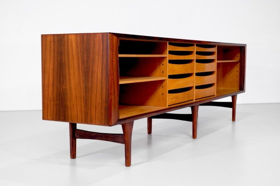Dressoir ontworpen door Henning Kjaernulf voor Bruno Hansen, Denemarken, jaren 60. – Vitrinekasten, Wood (photo 6 of 20)