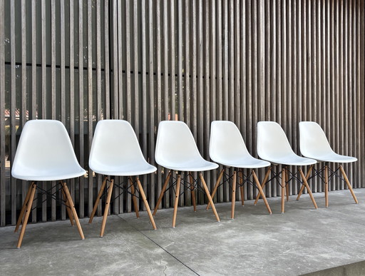 6x Vitra Eames DSW stoelen