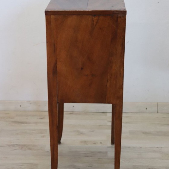 Antique bedside table in solid walnut, Italy late 18th century – Nightstands, Wood (photo 12 of 16)