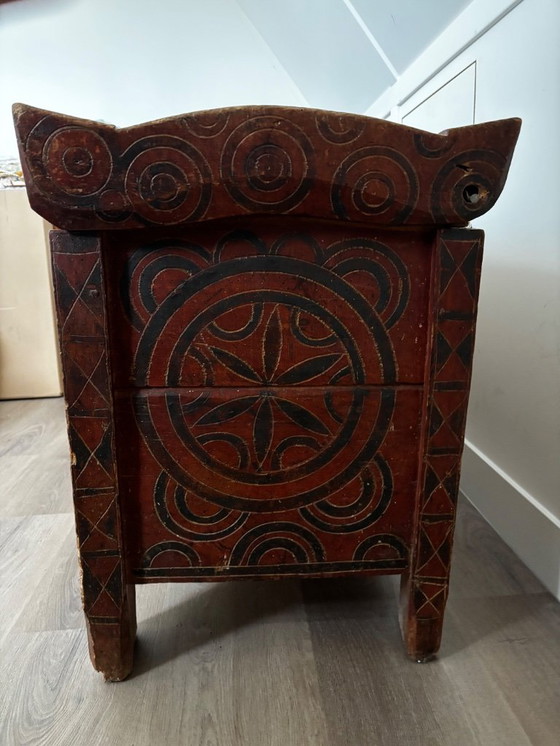 Image 1 of Cofre antiguo