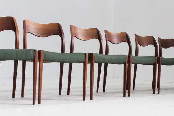 Image 1 of 6 chaises de salle à manger vintage Niels Moller modèle 71
