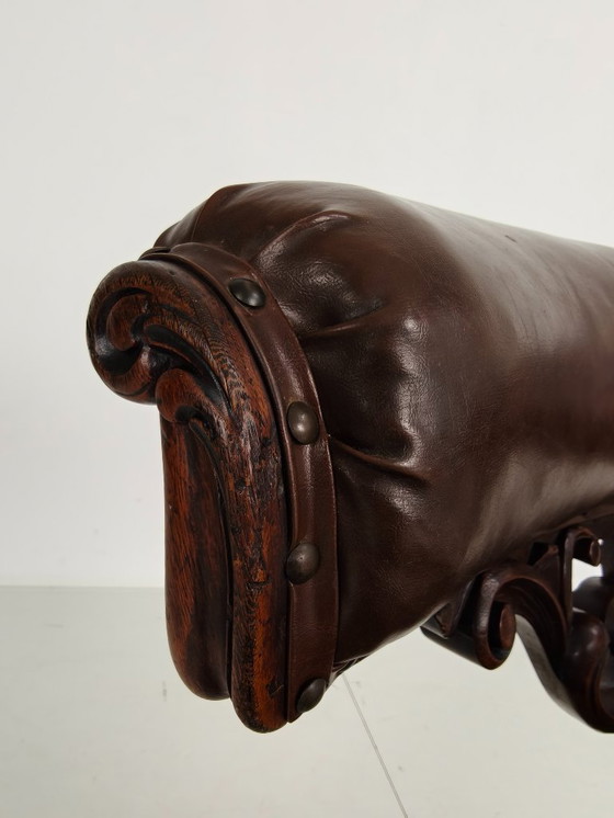 Image 1 of Poltrona in pelle antica – Robson & Son, Newcastle