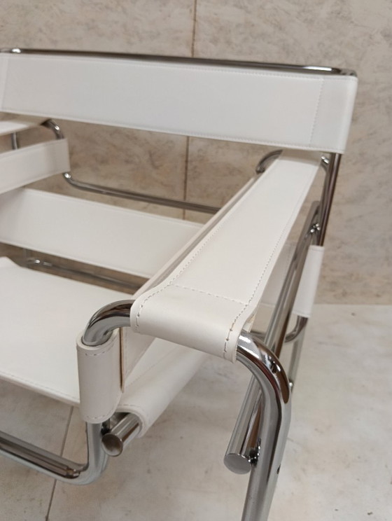 KNOLL Studio Poltrona WASSILY B3 NUOVA, in Cuoio Bianco – Poltrone, Leather (photo 62 of 83)