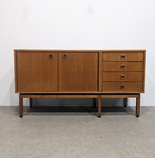 Buffet moderniste vintage MDK