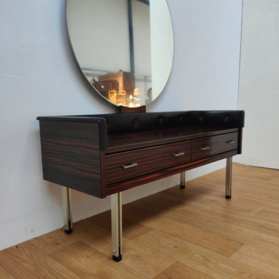 Image 1 of coiffeuse vintage, commode, buffet, meuble bas, meuble TV, armoire murale