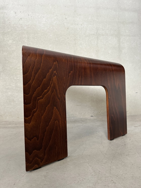 Image 1 of Vintage ‘bentwood’ bijzettafel Ekornes 1990’s