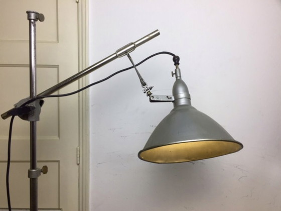 Image 1 of Lampada fotografica vintage Narita su treppiede, anni '60