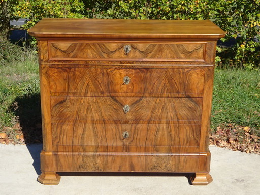 Commode Louis Philippe en noyer et ronce de noyer