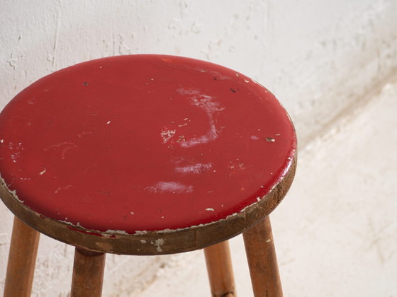 Antique wooden stool with round seat – Central Europe, circa 1950 – Rustic (photo 20 of 34)