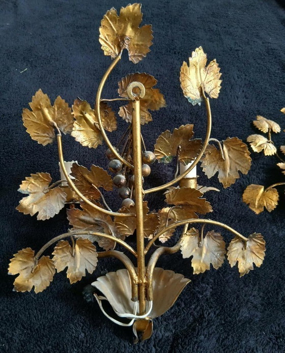 Image 1 of Splendid vintage wall sconces in gilded iron with a grape and vine design from Italy