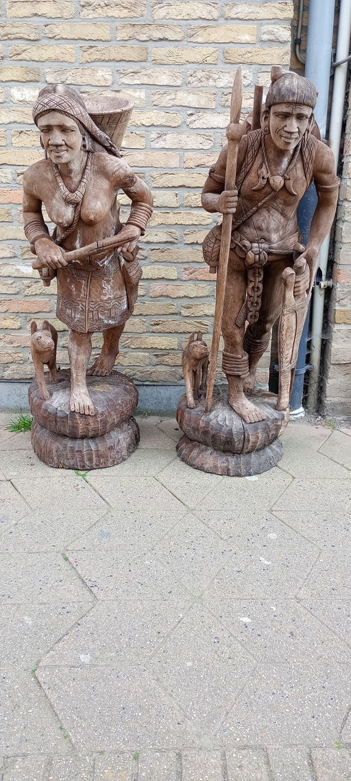 Couple de chasseurs, Philippines, années 1950