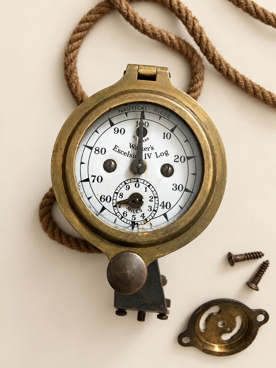 Walker’s Excelsior IV Antique Nautical Log in Original Wooden Box – Thomas Walker, Decorative Objects, Bronze (photo 4 of 9)