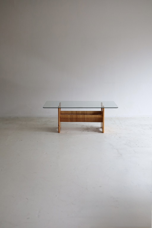 Vintage coffee table, glass wicker