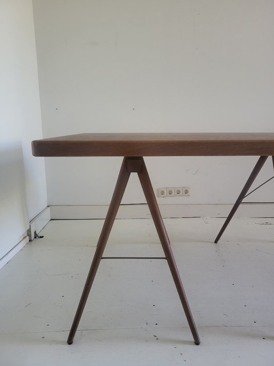 Image 1 of Table à manger en bois massif