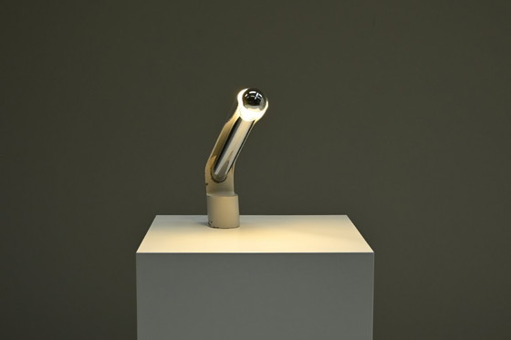 Image 1 of Lampada da tavolo Pugno di Richard Carruthers per Fontana Arte, Italia anni '70.