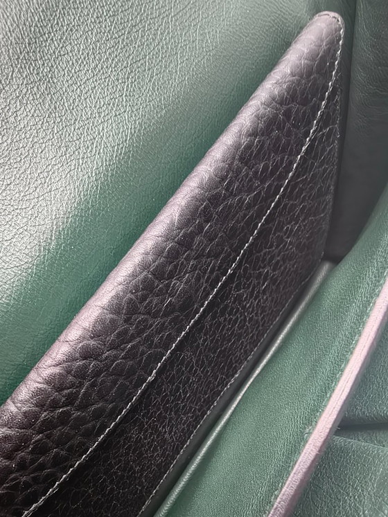 Image 1 of Sac à main Prada en cuir noir/marron brossé or