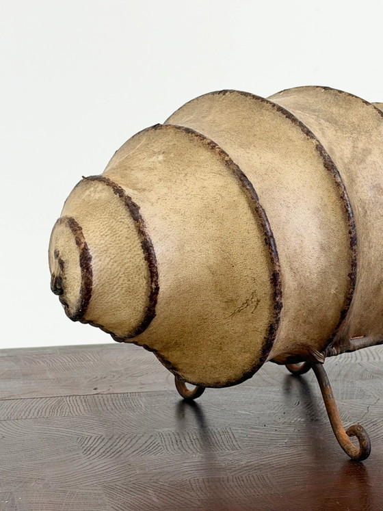 Lampe de table Vintage Rawhide Swirl au design organique (photo 5 of 11)
