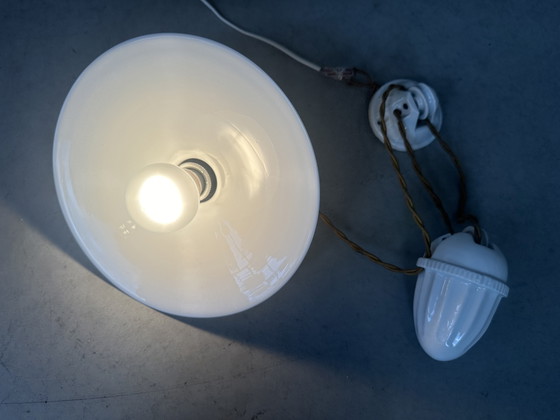 Image 1 of Antieke verstelbare hanglamp - opaline en porselein