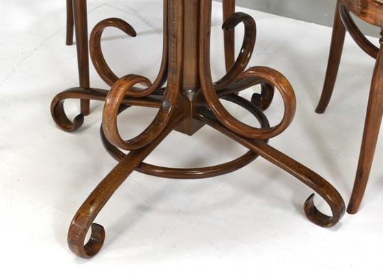 Tavolo da pranzo Bistro Michael Thonet antico in legno curvato e canna - Austria, Tavoli da pranzo, Rattan (foto 8 di 10)