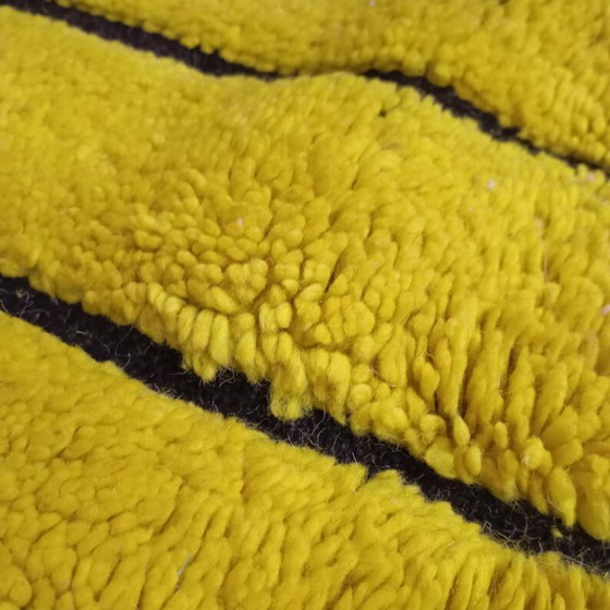 Image 1 of Ecru Berber Moroccan rug with geometric patterns, 250cm x 150cm