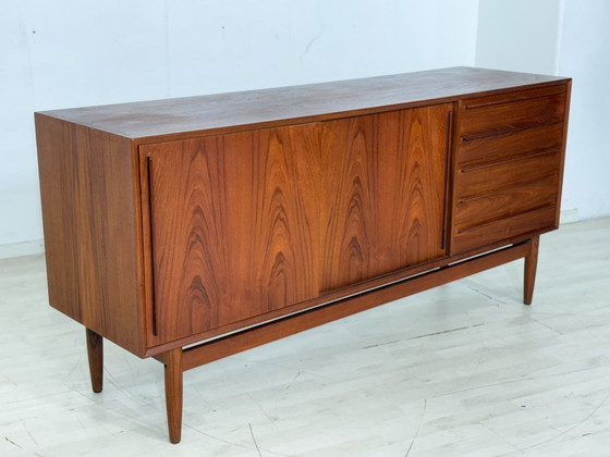 Image 1 of Deens teakhouten dressoir van HP Hansen – Woonkamerkast in mid-century stijl uit de jaren 60