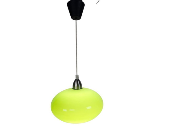 Image 1 of Lampe suspendue OVNI style ère spatiale - opaline - style moderne du milieu du siècle