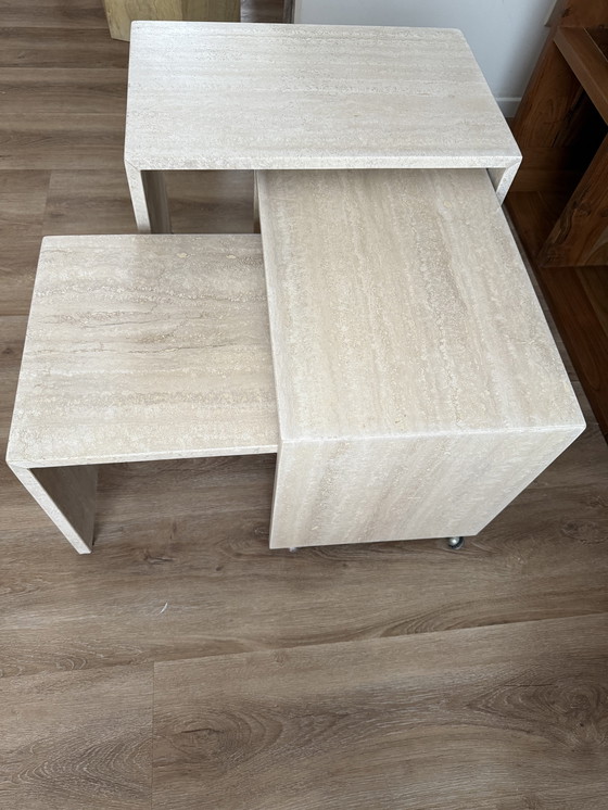 Image 1 of Tables gigognes en travertin