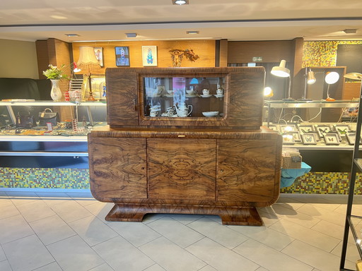 Buffet Art déco avec certificat de fabrication datant de 1922. Placage en bois massif et plan de travail coulissant en marbre