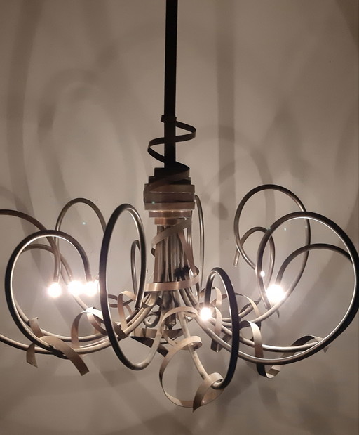 Lustre design